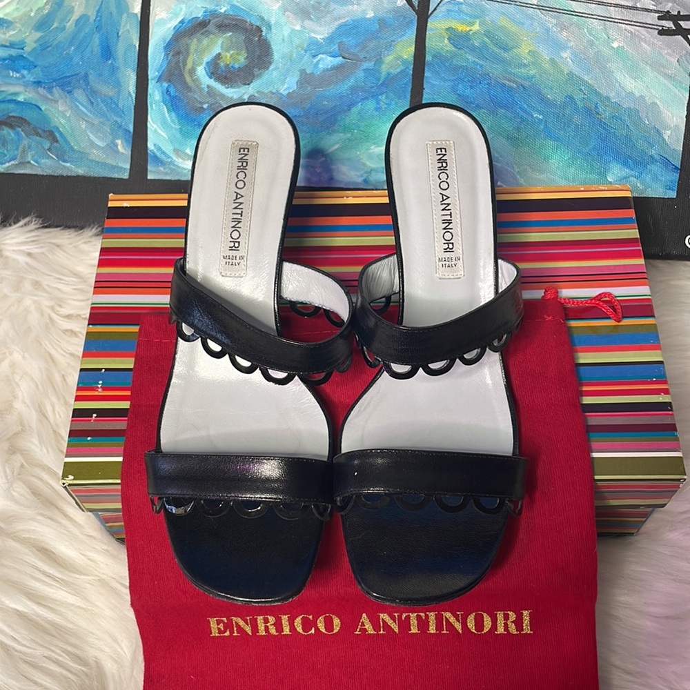 2.5” {ENRICO ANTINORI} Kitten Heels 🐈‍⬛
